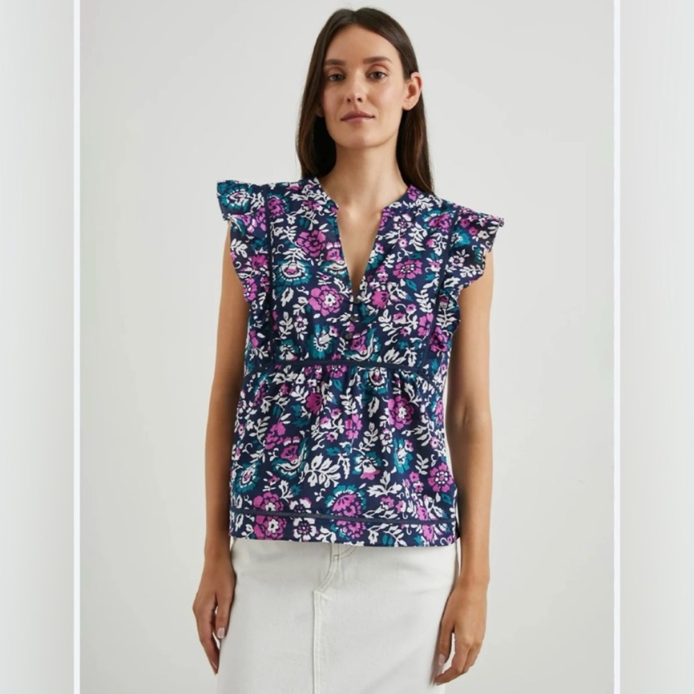 Rails Misha Top Woodblock Floral Flutter Sleeve V Neck Eyelet Size XS